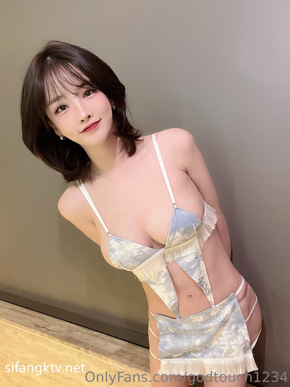 【2023_02_06】I'm_getting_more_and_more_detached_The_person_behind.m4v